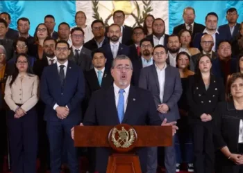 Presidente de Guatemala denuncia intento de golpe de Estado desde el poder judicial