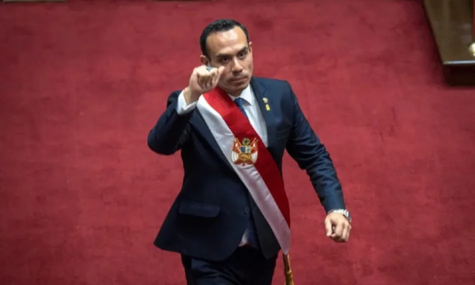 José Jerí asume la presidencia de Perú tras vacancia de Boluarte