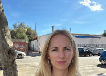 Comú Podem denuncia que Ayuntamiento y Generalitat no dan ninguna respuesta al desalojo del B9 en Badalona