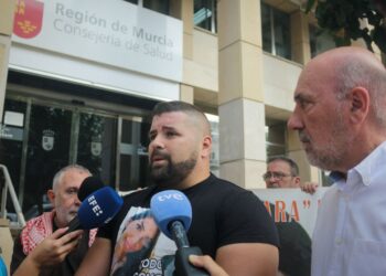 Izquierda Unida-Verdes exige a la Consejería de Salud de Murcia claridad y cumplimiento de la ley en el caso de Sara Gómez