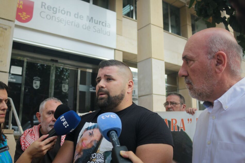 Izquierda Unida-Verdes exige a la Consejería de Salud de Murcia claridad y cumplimiento de la ley en el caso de Sara Gómez