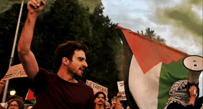 «La rabia es nuestra», un espectáculo de Oriol Erausquin y Ricci Galiano sobre la importancia de politizar nuestra rabia 