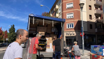 Primer camión con material sanitario para Cuba es recogido en Iruñea-Pamplona: campaña solidaria del sindicato LAB supera expectativas