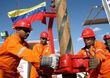 Venezuela incrementa producción de crudo a 1.105.000 bpd en septiembre