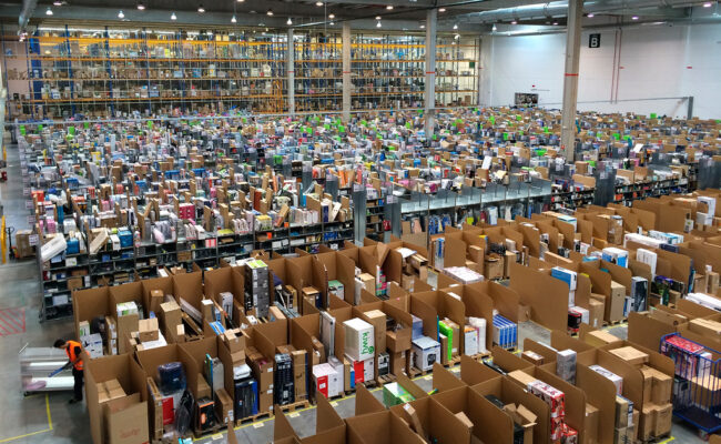 El sindicato CGT convoca una huelga en la plataforma de Amazon Spain Fulfillment, S.L. en Murcia que coincidirá con el Black Friday y la Navidad