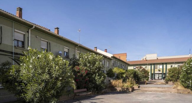 Hábitat24 denuncia la maniobra especulativa del Ayuntamiento para apropiarse de los terrenos de la Colonia San Carlos de Villaverde y llama a la movilización para apoyar a las familias afectadas