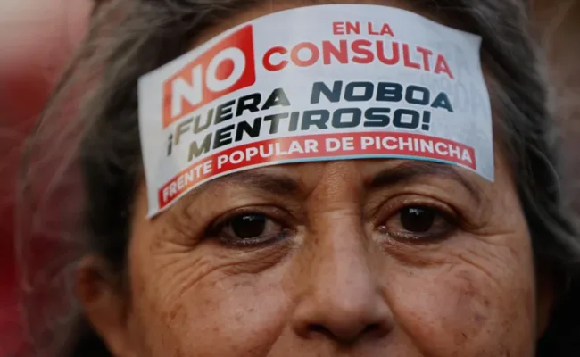 Ecuador: el «No» se impone en referéndum convocado por Noboa