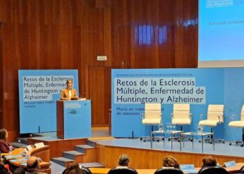 Sanidad presenta las nuevas estrategias frente a la Esclerosis Múltiple y la Enfermedad de Huntington