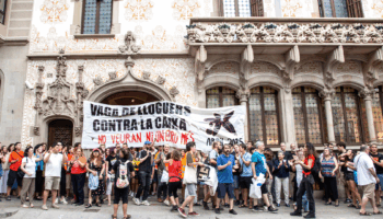 La huelga de alquileres consigue las primeras victorias en Banyoles (Gerona), y su seguimiento se multiplica​