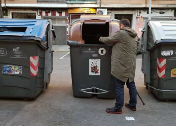 FACUA CV advierte de que la tasa de basuras de Alicante, Castellón y Valencia se está aplicando de forma irregular