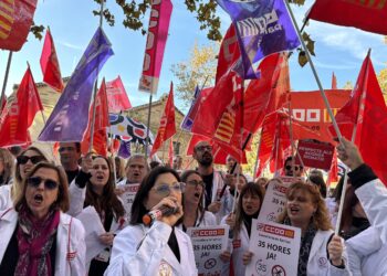 CCOO exige la implantación de las 35 horas «¡ya!» en la sanidad pública valenciana