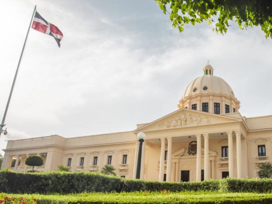 República Dominicana decreta el estado de emergencia en 14 provincias