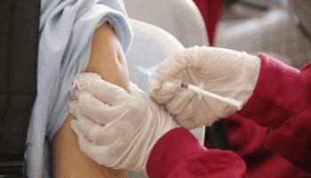 Dos estudios ratifican la eficacia de la vacuna del VPH contra el cáncer de cuello uterino