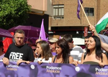 Alejandra Durán y Martina Velarde encabezan la candidatura «oficial» en las primarias de Podemos para acompañar a Juan Antonio Delgado en las próximas elecciones andaluzas con el nombre «Orgullosamente Podemos»