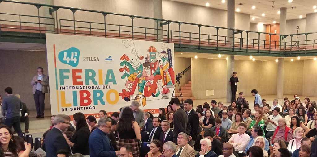 Arrancó en Chile la Feria Internacional del Libro de Santiago - Tercera ...
