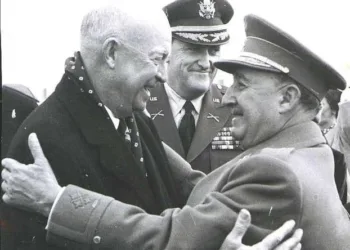 Ay, lo que se oculta realmente, el dominio estadounidense