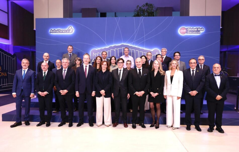 Mónica García conoce los últimos avances en oncología e inteligencia artificial del sistema catalán de salud