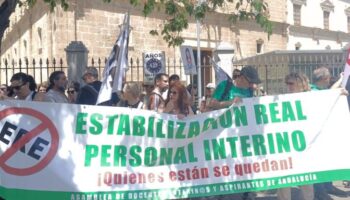 Por Andalucía denuncia la precariedad estructural en la que se encuentran miles de docentes interinas