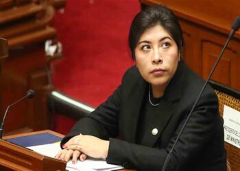 El Gobierno de Perú deja en suspenso salvoconducto para la exministra asilada en México