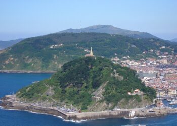 Reclaman la incorporación del ‘Sagrado Corazón de Jesús’ del monte Urgull al Catálogo de elementos contrarios a la Memoria Democrática