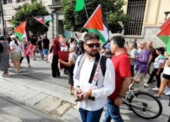 IU lleva a los tribunales el veto del Ayuntamiento de Sevilla a hablar del genocidio en Palestina