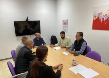 IU Sevilla denuncia la precariedad de la plantilla de las piscinas municipales