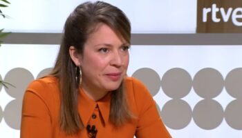 Invertir los 20 M€ de promoción turística en vivienda, un plan para el sinhogarismo y Supermanzanas en Sants y Nou Barris: las peticiones de Barcelona en Comú en los presupuestos 2026