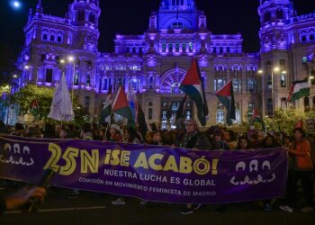 Manifiesto de Europa Laica ante el 25 de noviembre: «No a la Violencia contra las mujeres. Por un estado laico y feminista»