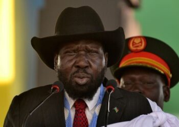 Sudán del Sur: Salva Kiir destituye a vicepresidente