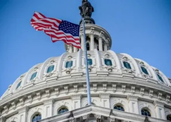 Senado de EE.UU. aprueba paquete de leyes que ponen fin al cierre del Gobierno