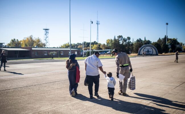 Llegan a España los menores heridos y enfermos evacuados de Gaza por el Ministerio de Sanidad