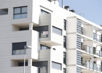 La FRAVM defiende que el Ayto. de Madrid penalice en el IBI las viviendas que lleven dos años vacías y bonificar las de protección oficial