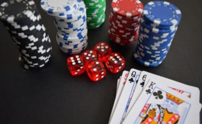 Consumo sanciona a 26 operadores de juego con más de 3 millones de euros por infracciones graves: Betfair, 888 y Codere entre los multados