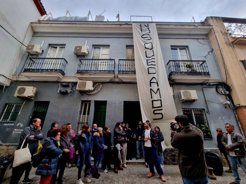 Un bloque de pisos del centro de Sevilla (C/ Divina Pastora) se pone en lucha frente a un casero que quiere echar a los vecinos de forma ilegal