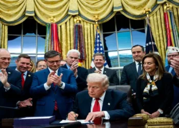 Donald Trump firma ley que pone fin al cierre de Gobierno en EE.UU.