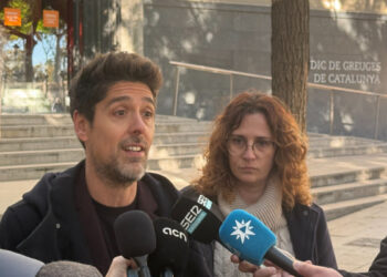 Els Comuns porten a la Síndica de Greuges l’ordenança de Martorell que prohibeix recollir aigua de les fonts públiques