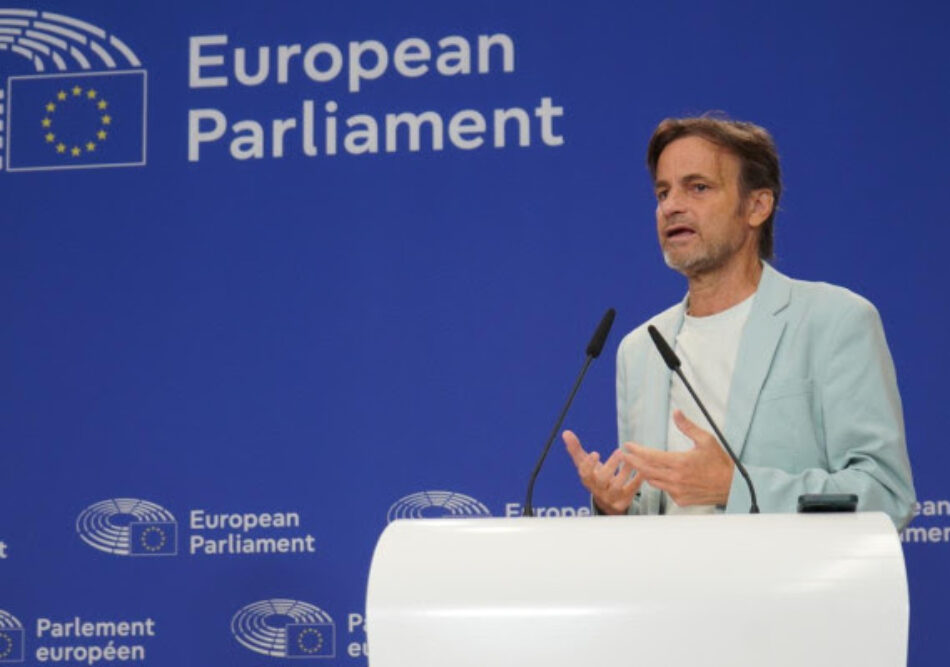 Els Comuns presenten una querella al Tribunal Suprem contra el magistrat Andrés Martínez Arrieta per revelació de secrets 