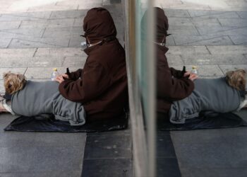 APDHA alerta de que el aumento del 57% en el número de personas sin hogar en Andalucía del INE “tan solo muestra la punta del iceberg de un problema mucho más grave”