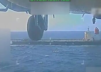 Irán condena robo de un buque con petróleo de Venezuela por EEUU