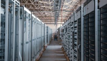 Los bancos que prestaron 178.500 millones para centros de datos de IA han empezado a cubrirse: ya no se fían de su propia deuda