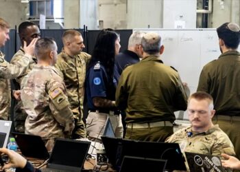 The Guardian: Israel espía base militar de EEUU en sur de Palestina