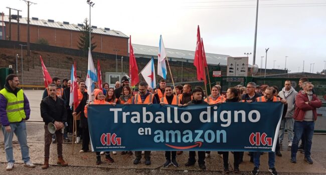 O 100% persoal de almacén de Amazon no Porriño secunda a xornada de folga para reclamar melloras laborais