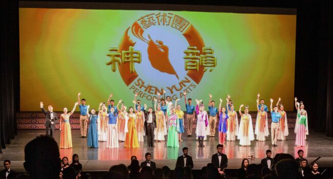 La gira mundial de Shen Yun afronta crecientes boicots tras denuncias de abusos y explotación