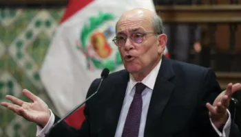 Gobierno peruano respalda ataques estadounidenses a pesar de los fallecidos