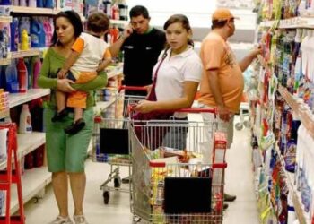 El 24 por ciento de las familias en Argentina vive en la pobreza