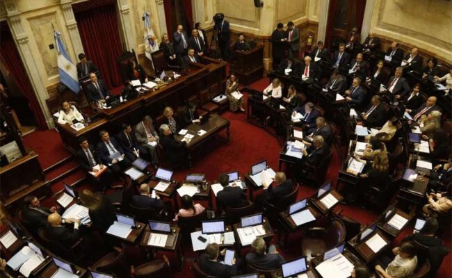 El Senado argentino da luz verde al presupuesto que cercena educación y ciencia