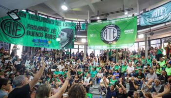 Los sindicatos convocan movilizaciones de los Trabajadores del Estado en Argentina