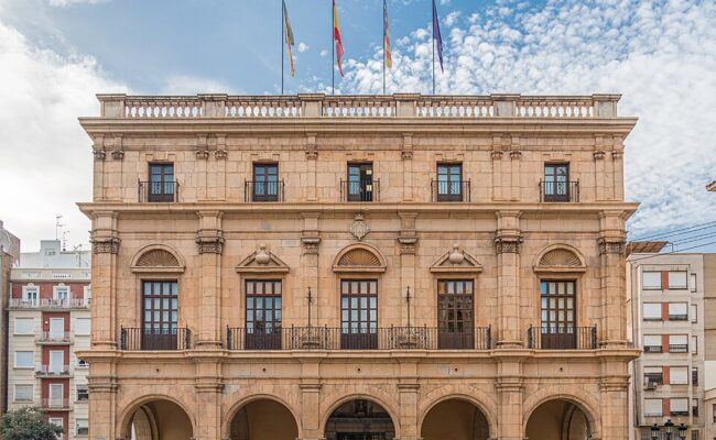El Ayuntamiento de Castellón retira, tras un recurso interpuesto por CGT, las sanciones interpuestas por la pegada de carteles del 25-N