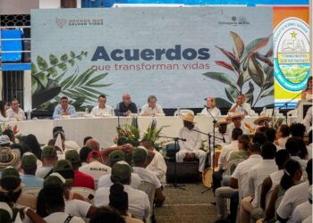 El Gobierno de Colombia y el grupo armado CNEB alcanzan nuevos acuerdos