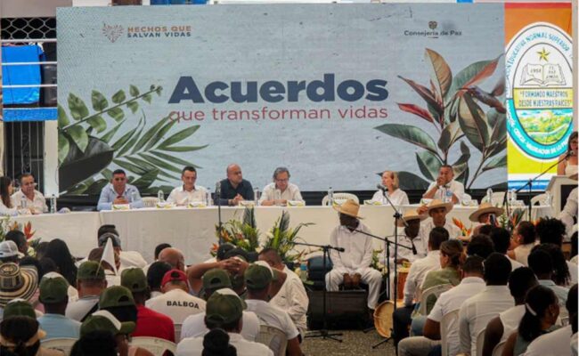 El Gobierno de Colombia y el grupo armado CNEB alcanzan nuevos acuerdos